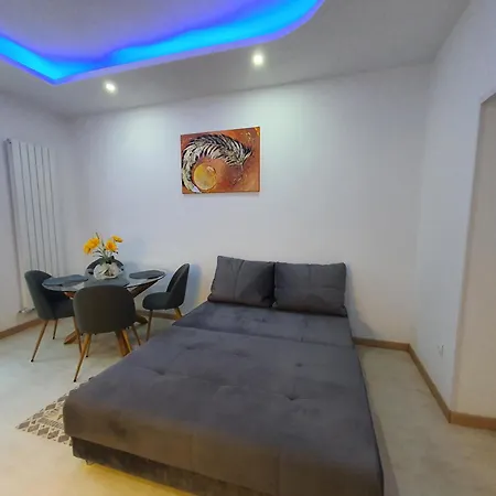 Luna Terrace