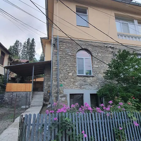 Luna Terrace *